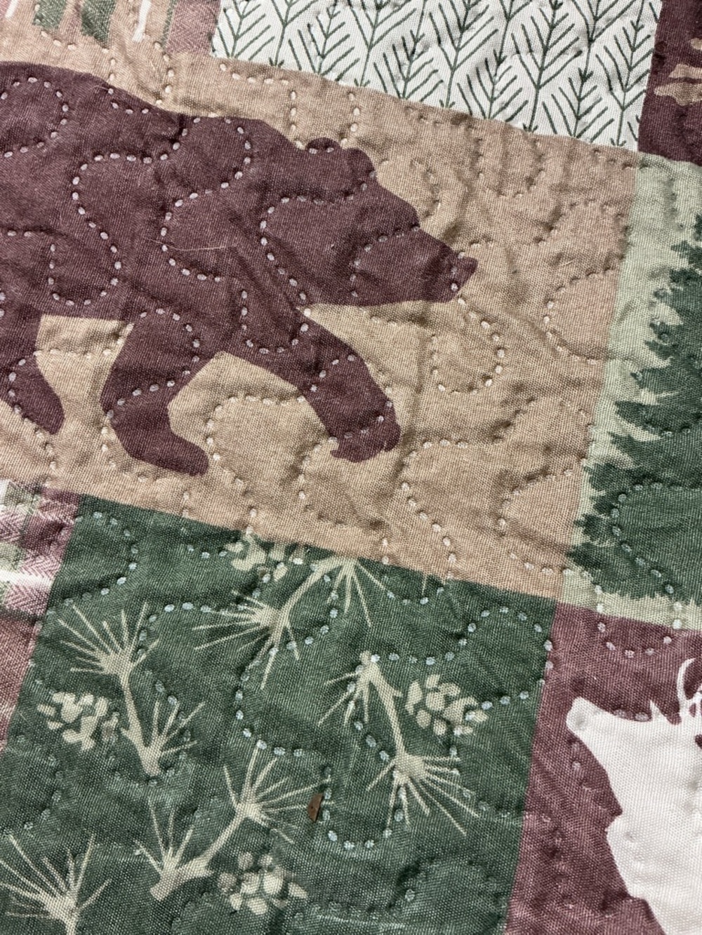 Camo Patchwork Blanket Jacket Upcycled Bedspread Forest Bear Deer Cabin - Picture 3 of 12